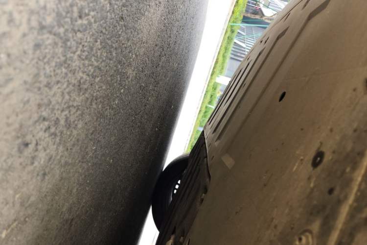 Used XPeng X9 2025 740 Ultra-Long Range Max Chassis Rear
