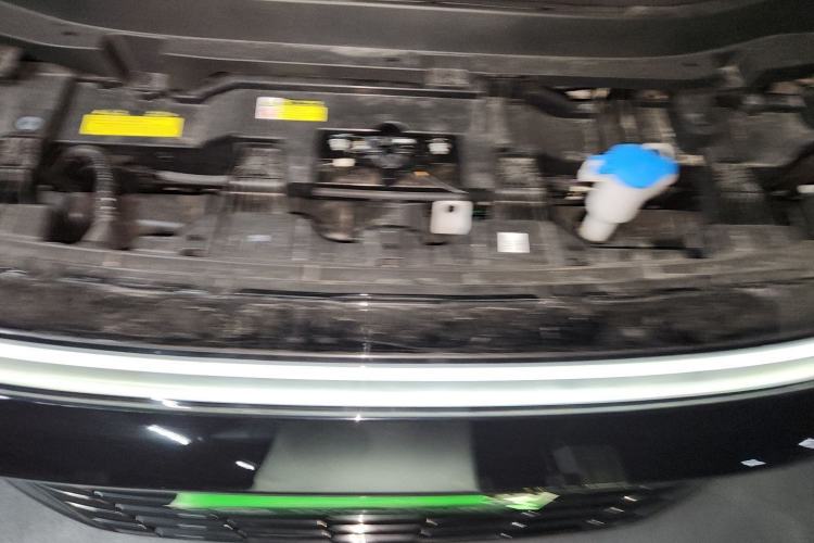 Used XPeng X9 2025 740 Ultra-Long Range Max Engine Bay