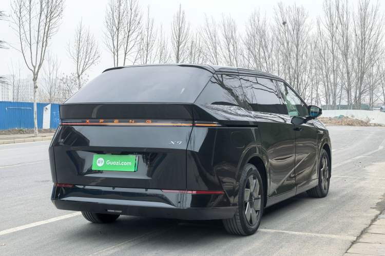 Used XPeng X9 2025 650 Long-Range Max Exterior 6
