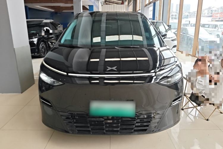 Used XPeng X9 2025 740 Ultra-Long Range Max Front