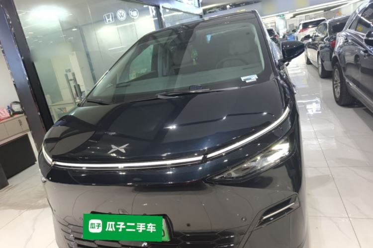 Used XPeng X9 2025 740 Ultra-Long Range Max Front