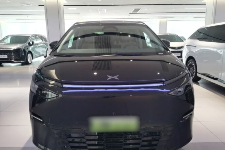 Used XPeng X9 2025 740 Ultra-Long Range Max Front