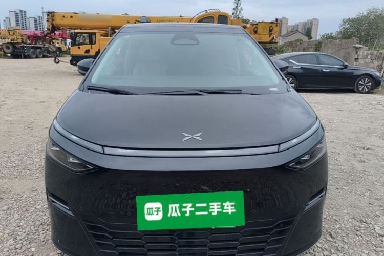 Used XPeng X9 2025 740 Ultra-Long Range Max Front