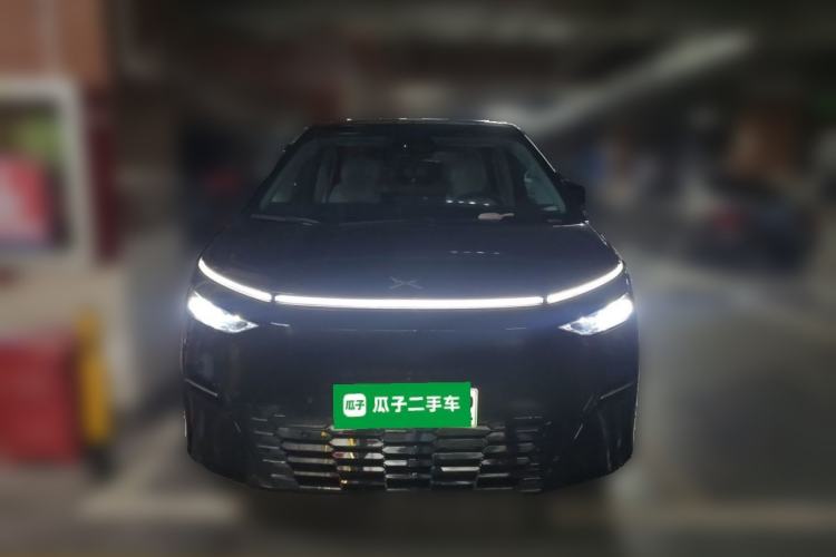 Used XPeng X9 2025 650 Long-Range Max Front