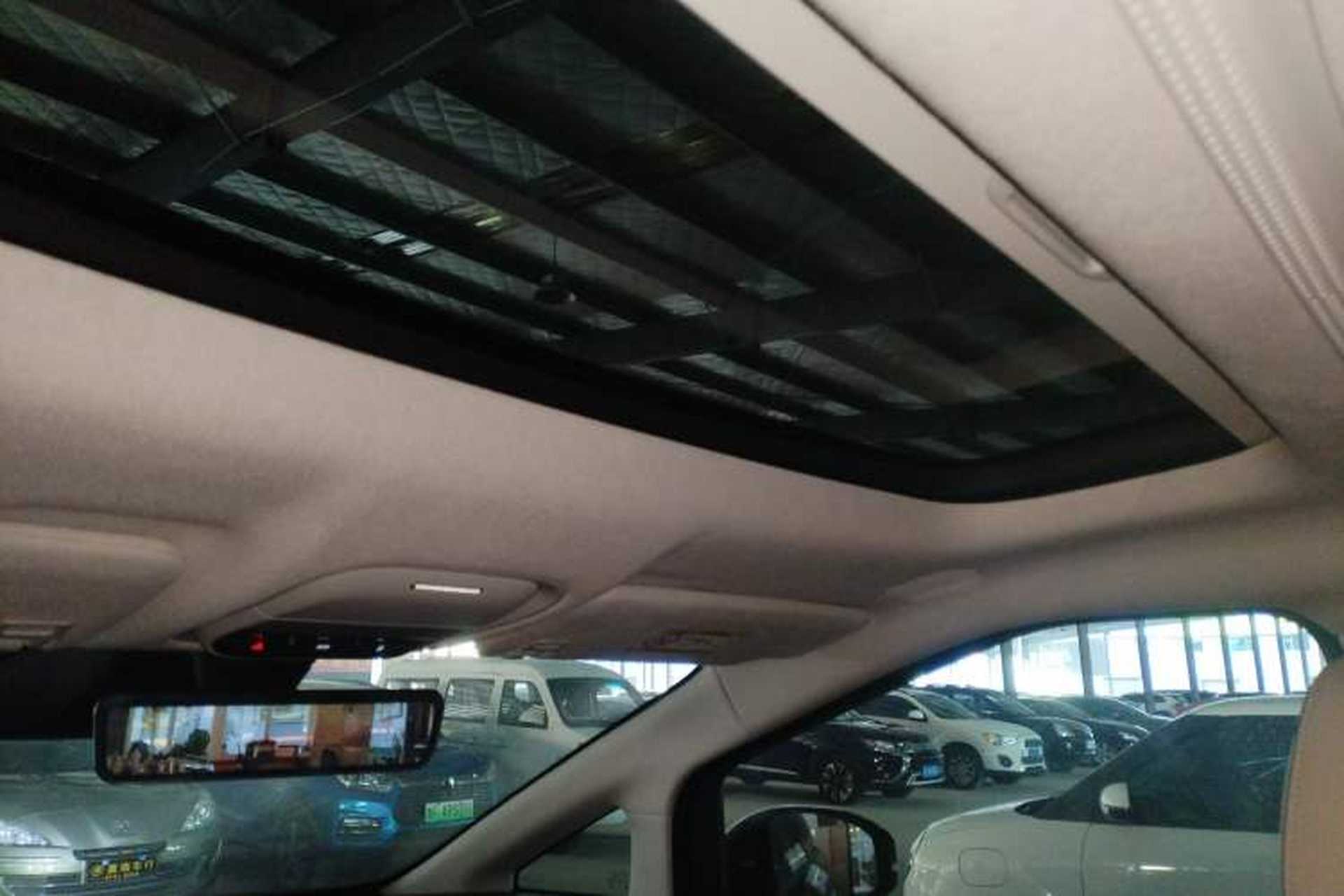 Used XPeng X9 2025 740 Ultra-Long Range Max Headliner