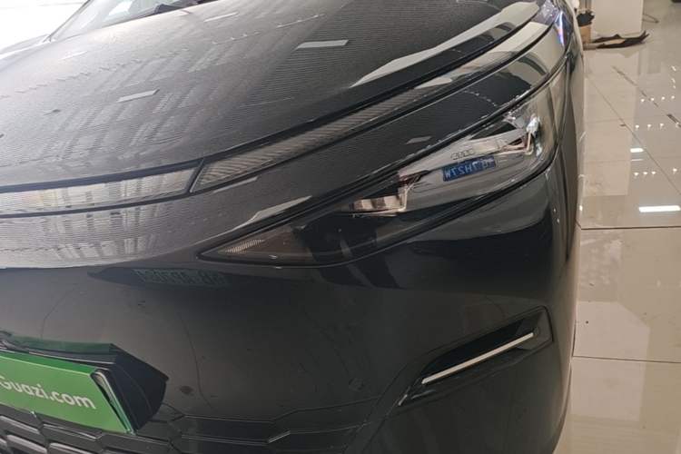 Used XPeng X9 2025 650 Long-Range Max Left Front Headlight