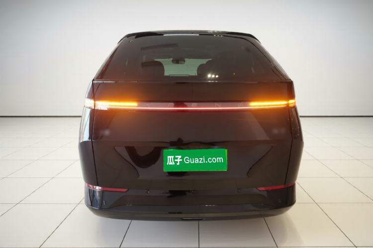 Used XPeng X9  Rear