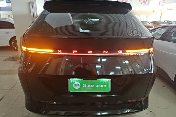 Used XPeng X9 2025 650 Long-Range Max Rear