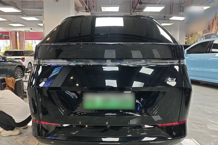 Used XPeng X9 2025 Starship Edition Rear