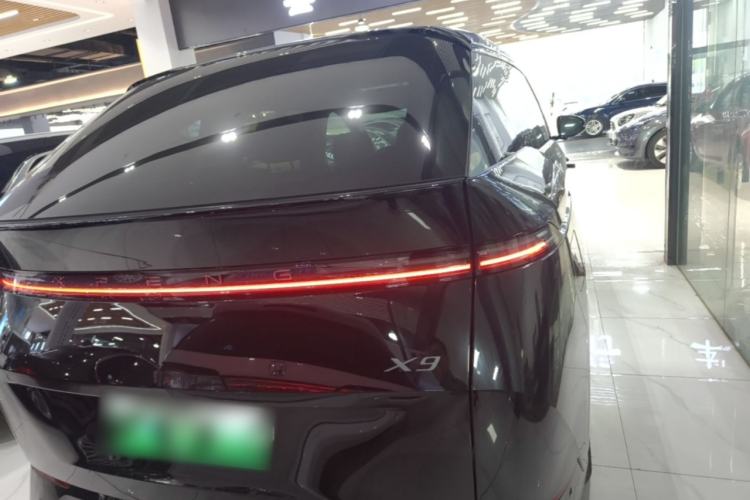 Used XPeng X9 2025 740 Ultra-Long Range Max Rear