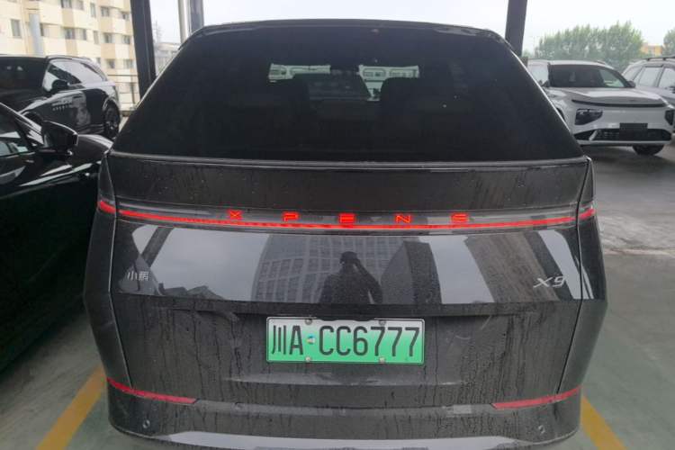 Used XPeng X9 2025 740 Ultra-Long Range Max Rear