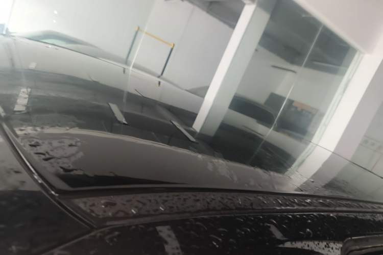 Used XPeng X9 2025 740 Ultra-Long Range Max Roof