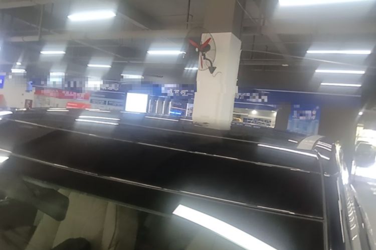 Used XPeng X9 2025 650 Long-Range Max Roof