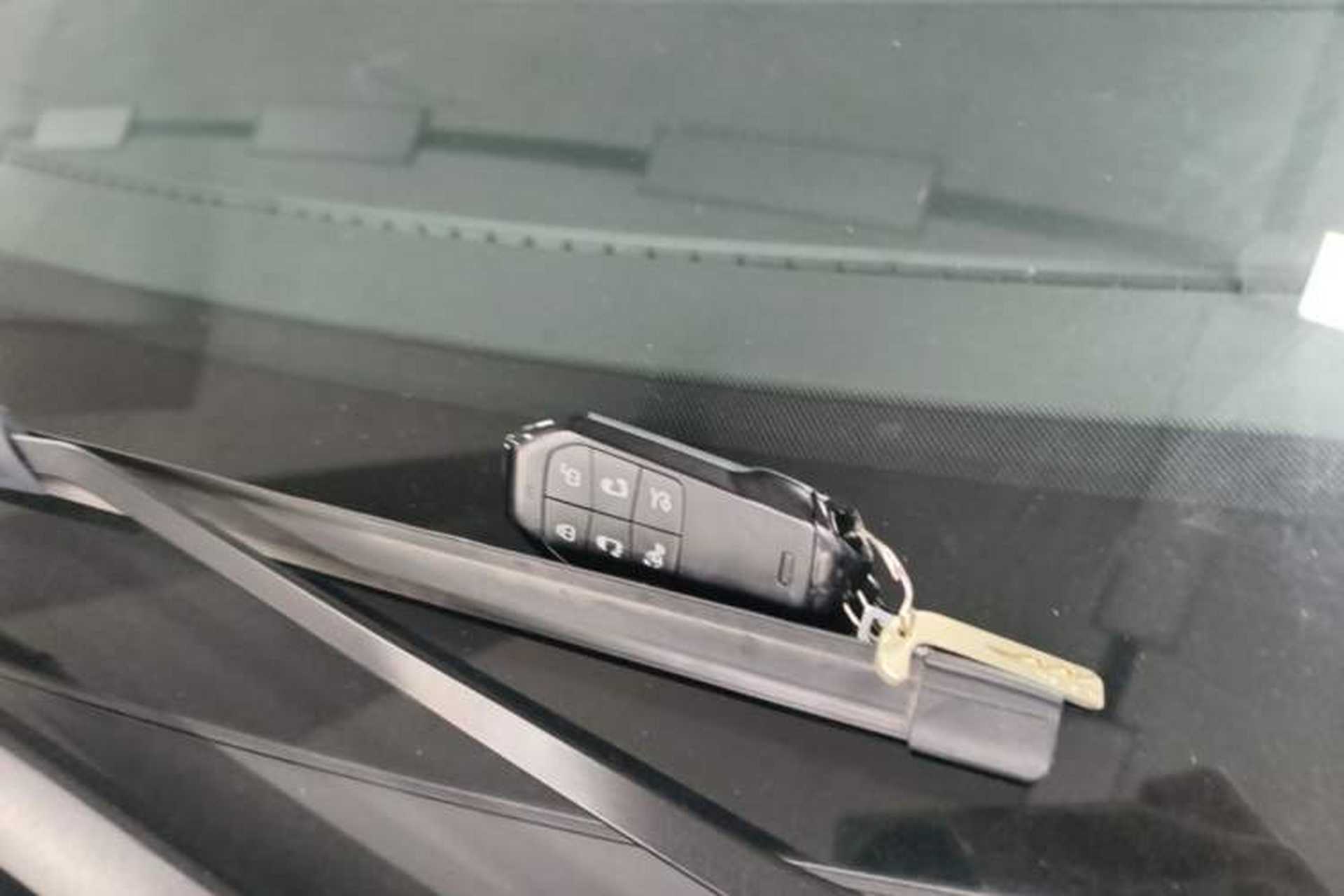 Used XPeng X9 2025 740 Ultra-Long Range Max Vehicle Key