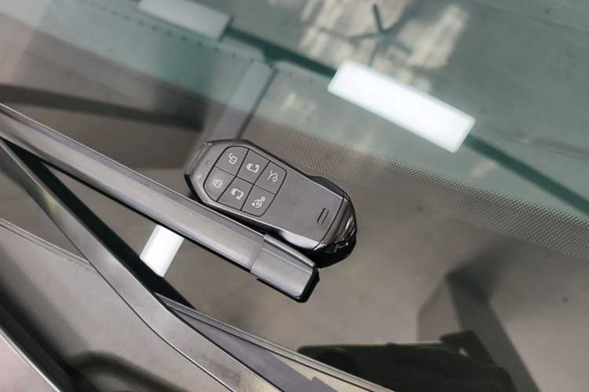 Used XPeng X9 2025 740 Ultra-Long Range Max Vehicle Key
