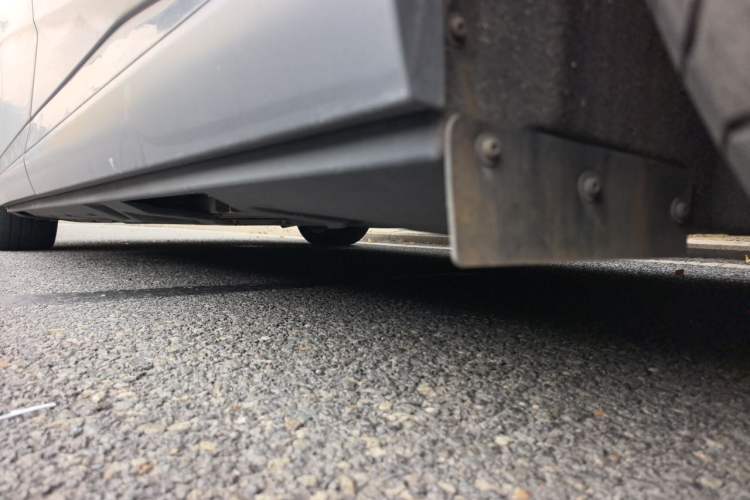 Used XPeng X9 2025 740 Ultra-Long Range Max Chassis Rear Left