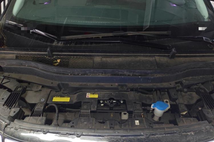 Used XPeng X9 2025 740 Ultra-Long Range Max Engine Bay