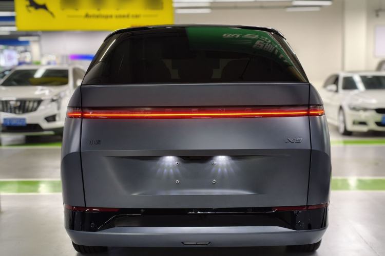Used XPeng X9 2025 650 Long-Range Max Rear
