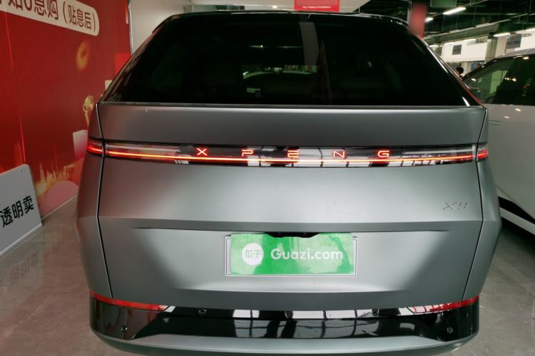 Used XPeng X9 2025 740 Ultra-Long Range Max Rear