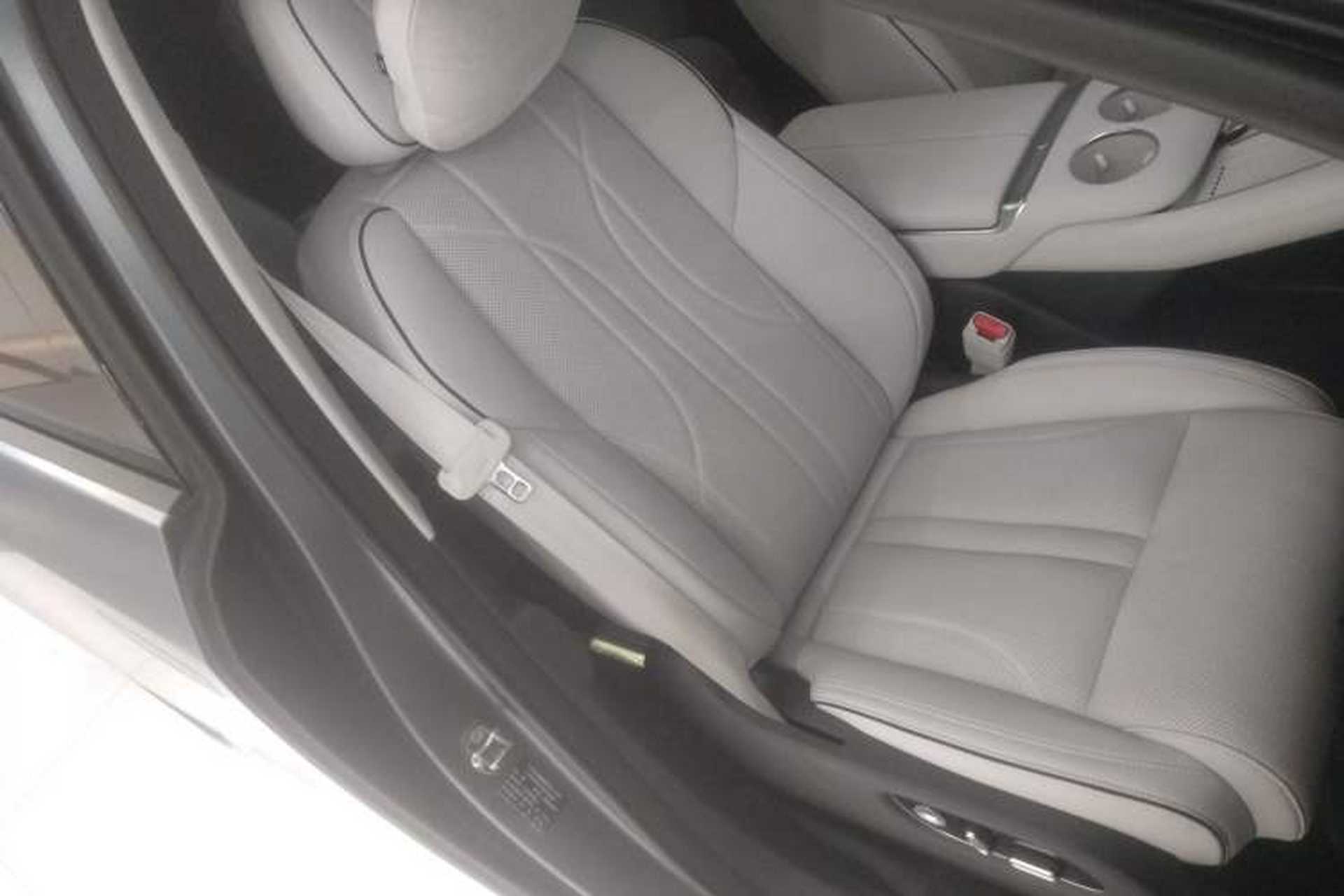 Used XPeng X9 2025 740 Ultra-Long Range Max Right Front Seat