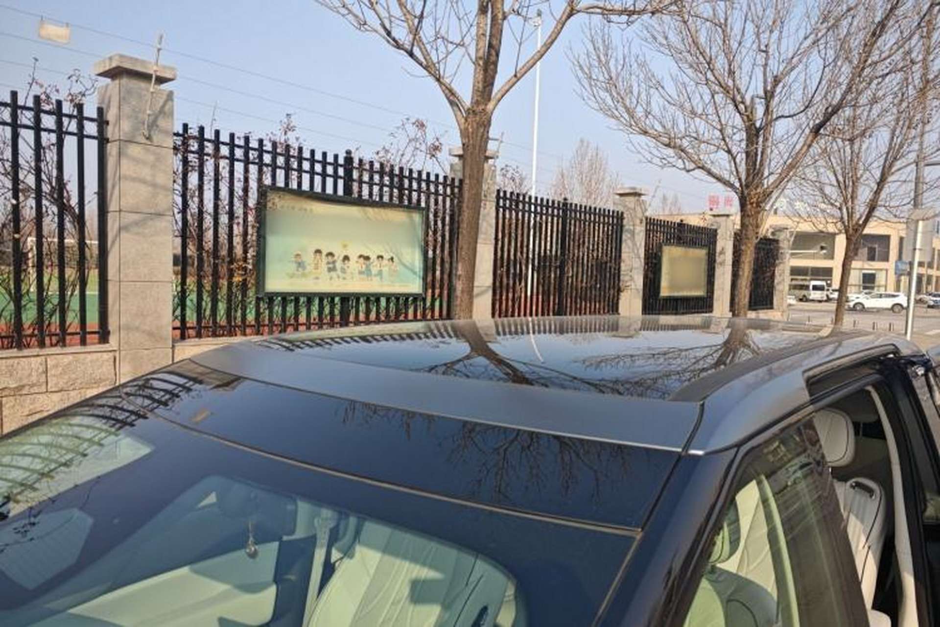 Used XPeng X9 2025 740 Ultra-Long Range Max Roof