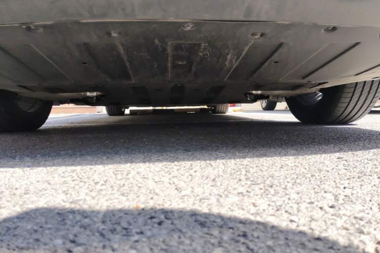 Used XPeng X9 2025 740 Ultra-Long Range Max Chassis Rear