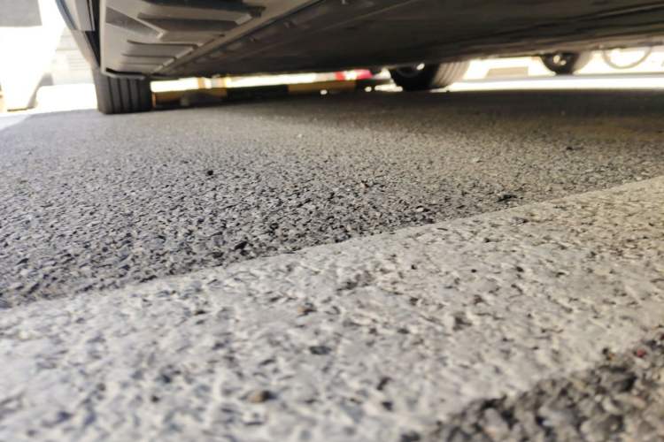Used XPeng X9 2025 740 Ultra-Long Range Max Chassis Rear Left