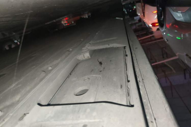 Used XPeng X9 2025 740 Ultra-Long Range Max Chassis Front Right