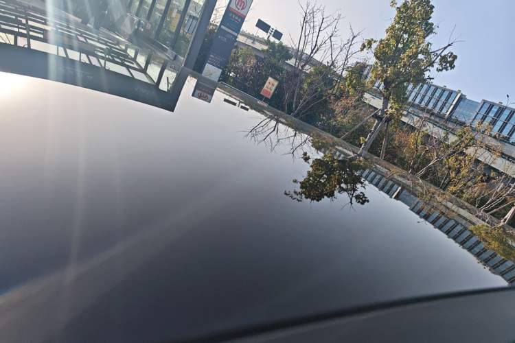 Used XPeng X9 2025 740 Ultra-Long Range Max Roof