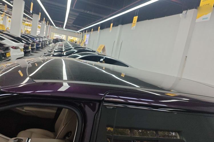 Used XPeng X9 2025 650 Long-Range Max Roof
