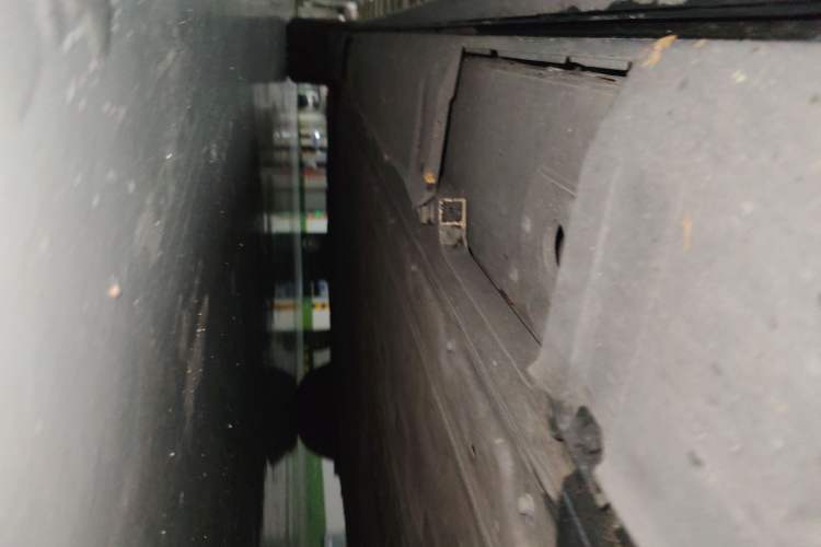 Used XPeng X9 2025 740 Ultra-Long Range Max Chassis Front Right