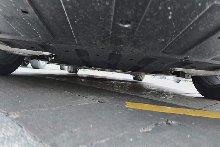 Used XPeng X9 2025 740 Ultra-Long Range Max Chassis Rear