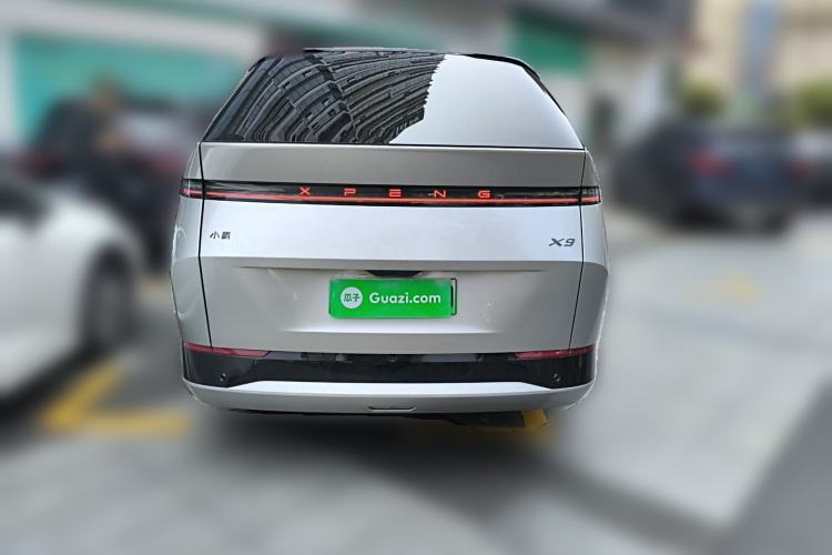 Used XPeng X9 2025 740 Ultra-Long Range Max Rear