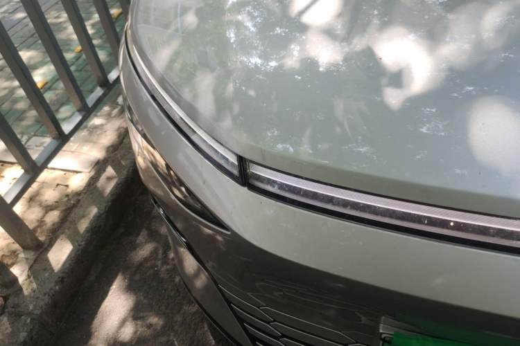 Used XPeng X9 2025 650 Long-Range Max Right Front Headlight