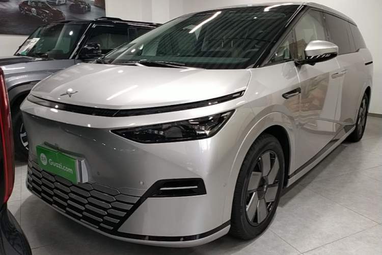 Used XPeng X9 2025 650 Long-Range Max Guazi used car, China used car export, Used car for sale, Used cars, Cheapest cars for sale