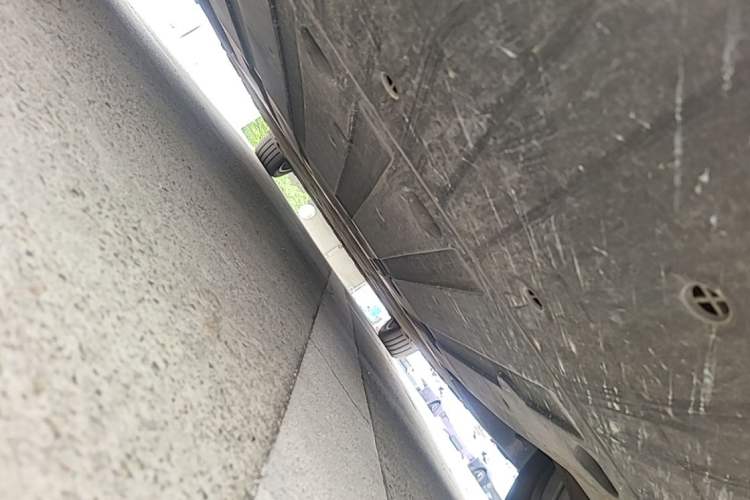 Used XPeng X9 2025 740 Ultra-Long Range Max Chassis Front