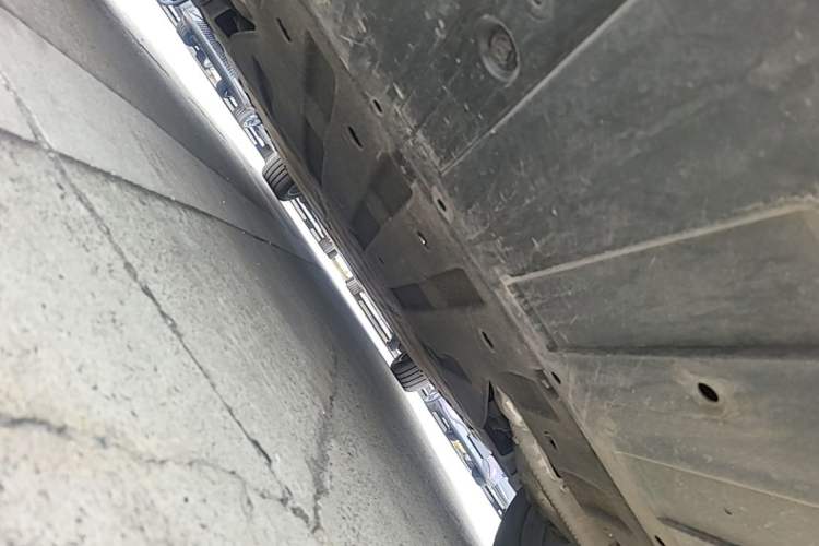 Used XPeng X9 2025 740 Ultra-Long Range Max Chassis Rear