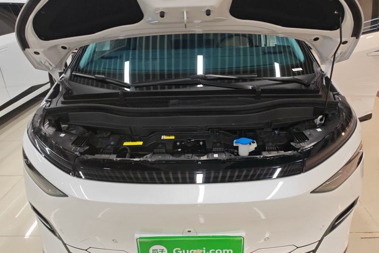 Used XPeng X9 2025 740 Ultra-Long Range Max Engine Bay