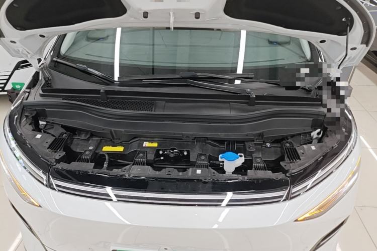 Used XPeng X9 2025 740 Ultra-Long Range Max Engine Bay