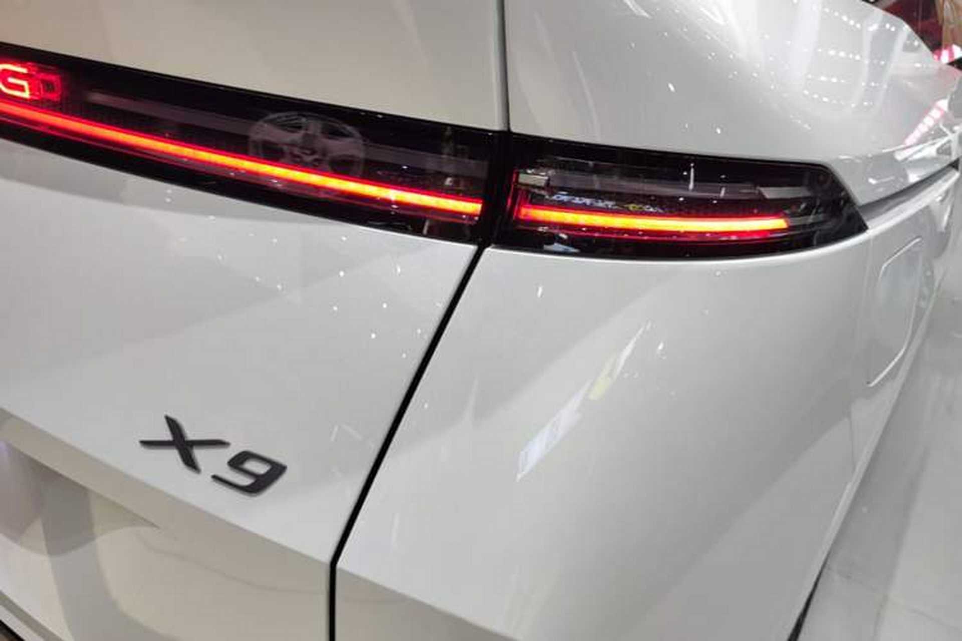 Used XPeng X9 2025 740 Ultra-Long Range Max Exterior 3