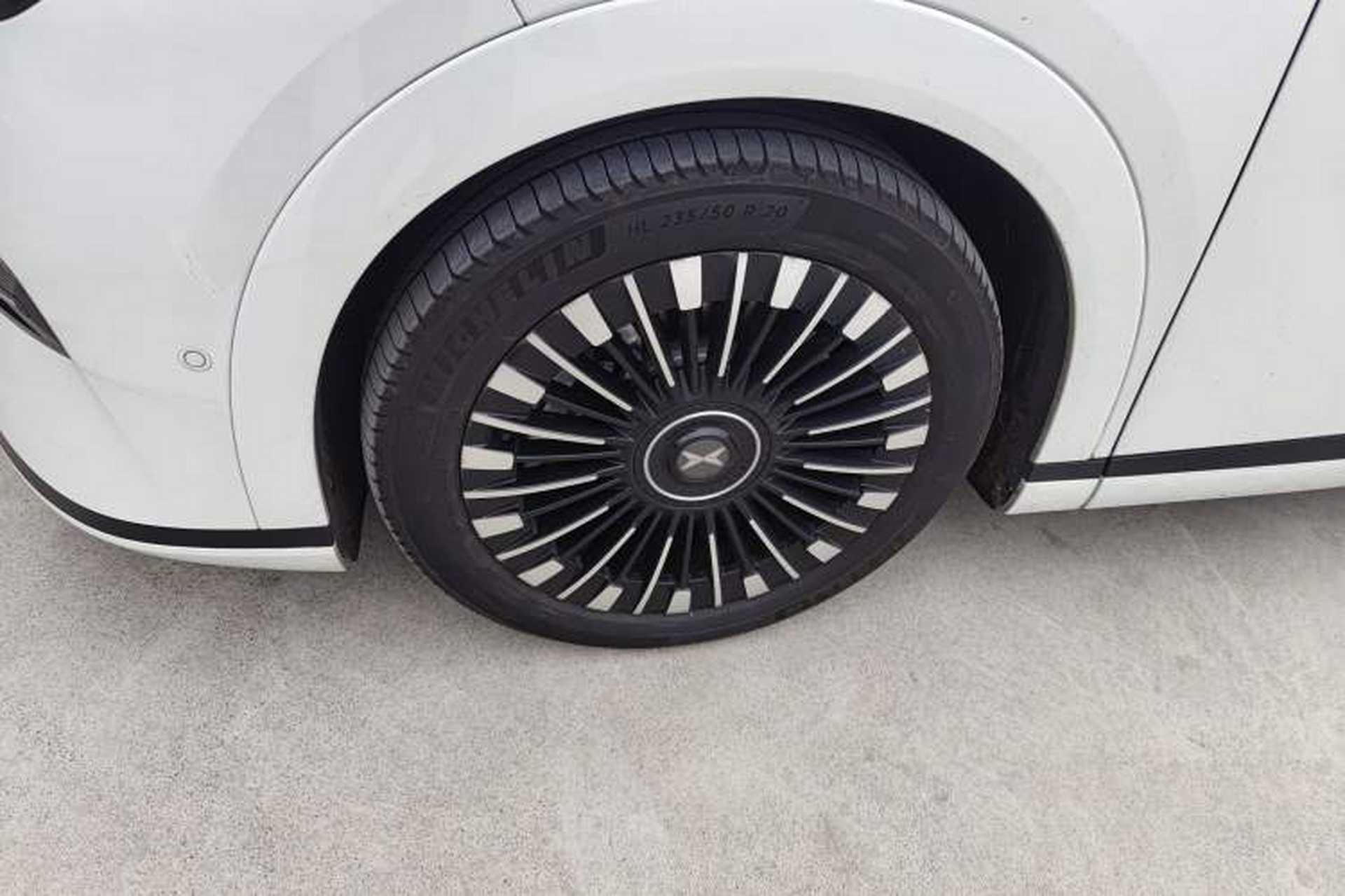 Used XPeng X9 2025 740 Ultra-Long Range Max Exterior 4