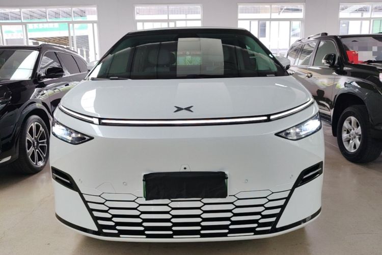 Used XPeng X9 2025 650 Long-Range Max Front