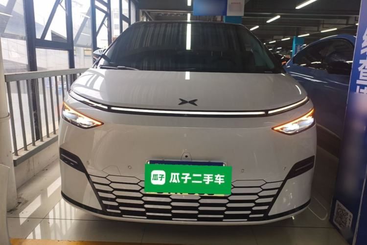 Used XPeng X9 2025 650 Long-Range Max Front