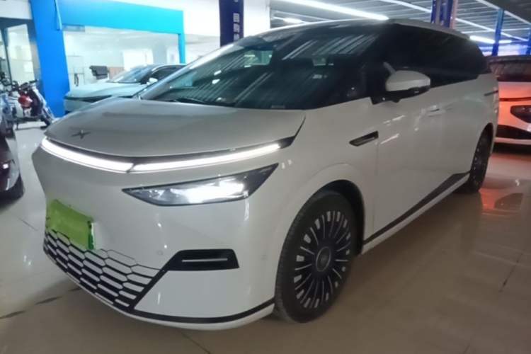 Used XPeng X9 2025 740 Ultra-Long Range Max Guazi used car, China used car export, Used car for sale, Used  cars, Cheapest cars for sale