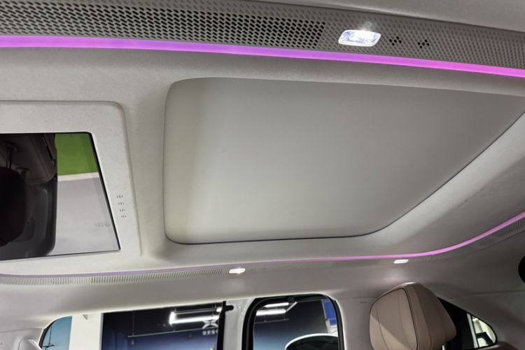 Used XPeng X9 2025 740 Ultra-Long Range Max Headliner