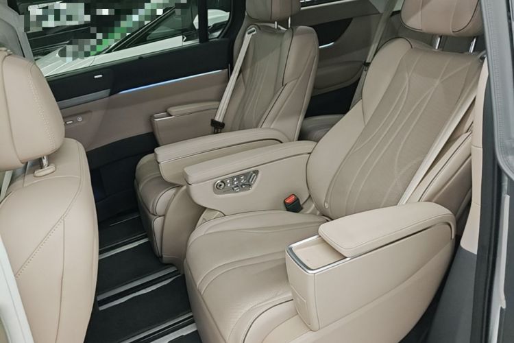 Used XPeng X9 2025 740 Ultra-Long Range Max Left Rear Seat