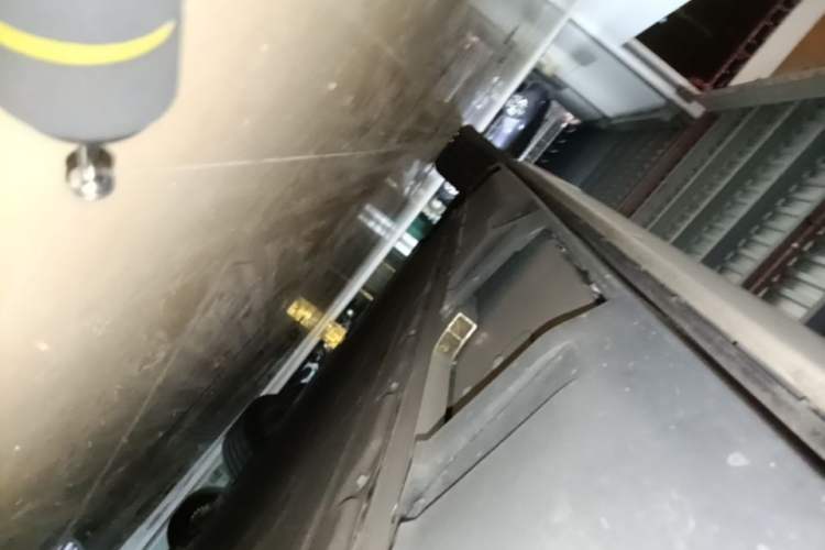 Used XPeng X9 2025 740 Ultra-Long Range Max Left Side Sill
