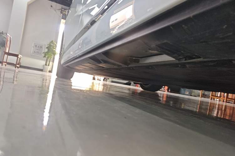 Used XPeng X9 2025 740 Ultra-Long Range Max Left Side Sill
