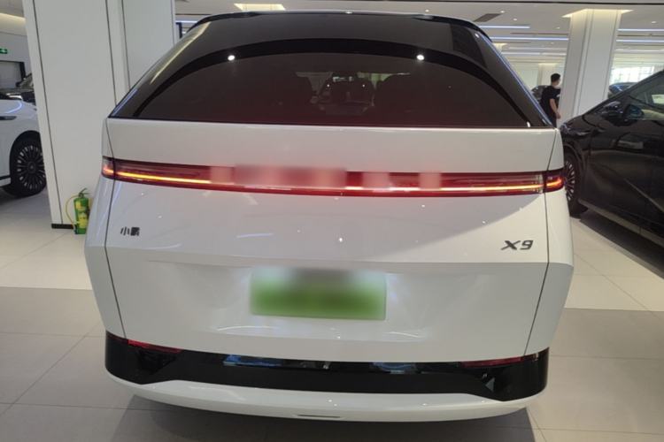 Used XPeng X9 2025 740 Ultra-Long Range Max Rear