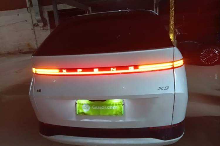 Used XPeng X9 2025 740 Ultra-Long Range Max Rear